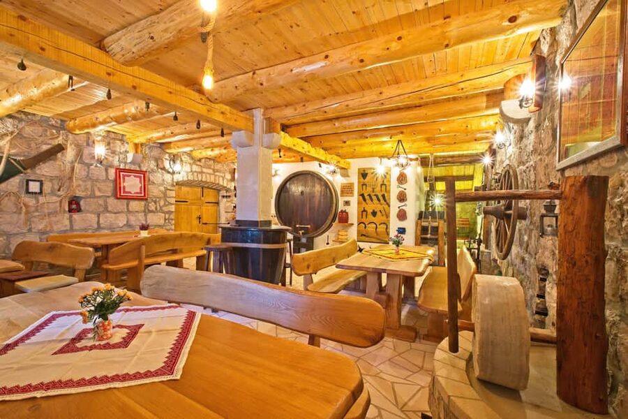 Taste & Tradition of Dubrovnik Countryside - The guide and the ride matter here
